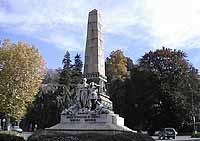 Памятник участникам Крымской войны на Крымской площади в Турине (Италия)