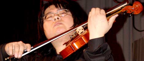Китайский скрипач Чен Гуань Ю
